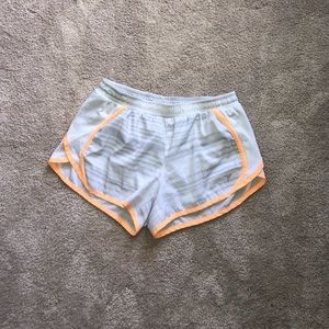 White Old Navy Active XS Running Shorts
